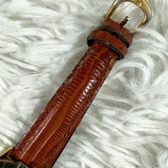 Vintage Warner Bros Tweety Bird Green Face Water Resistant Genuine Leather Watch - Picture 5 of 9